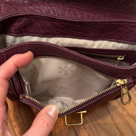 Tory Burch The 797 Pouch Plum Burgundy Crossbody Bag Oxblood - Picture 12 of 16